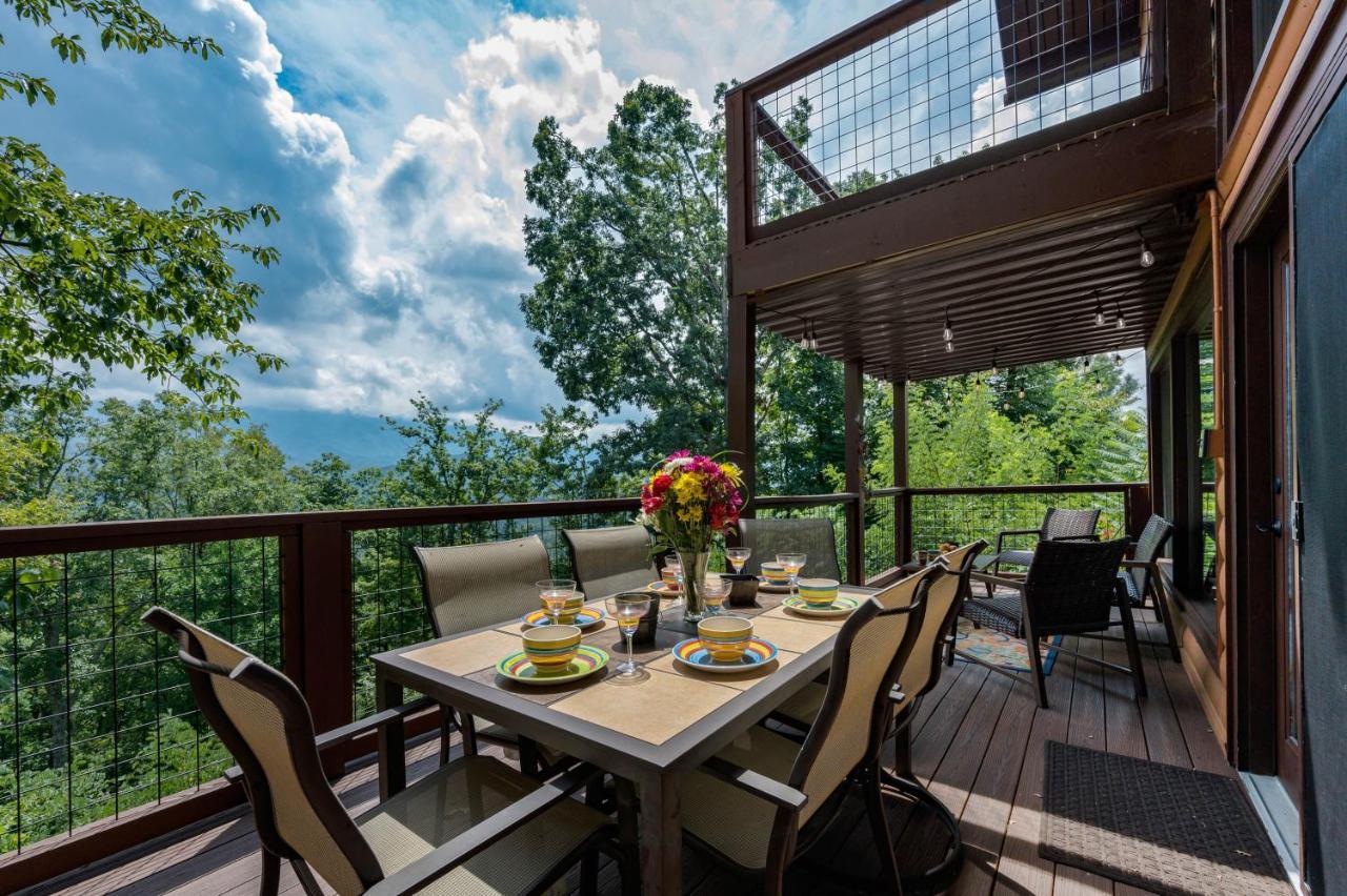 Twinflower Summit - Incredible Views, Pet Friendly! Gatlinburg Eksteriør billede